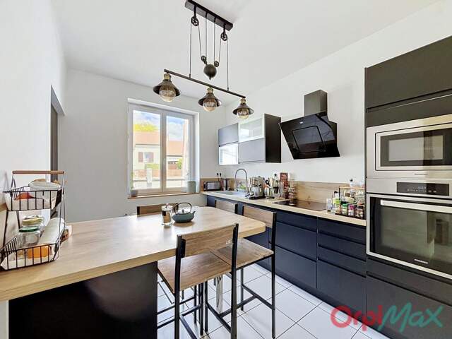 Maison familiale à CUSSET — photo du bien