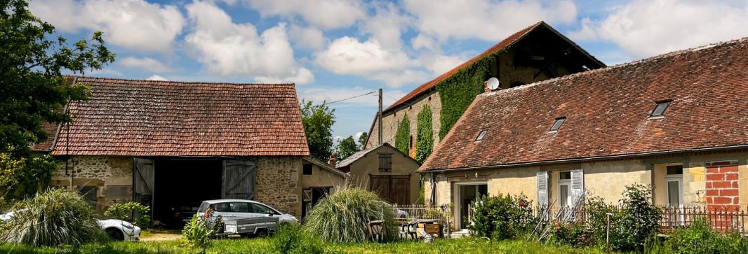 Maison 2 Pièces 83 m² à vendre à Deux-Chaises (03240)