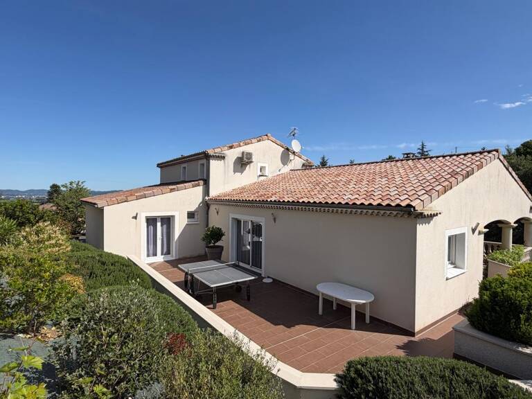Maison 338 m², terrain 2000 m² — photo 1
