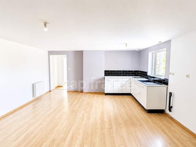 Maison divisée en 2 appartements – Wavrechain-sous-Denain — photo du bien