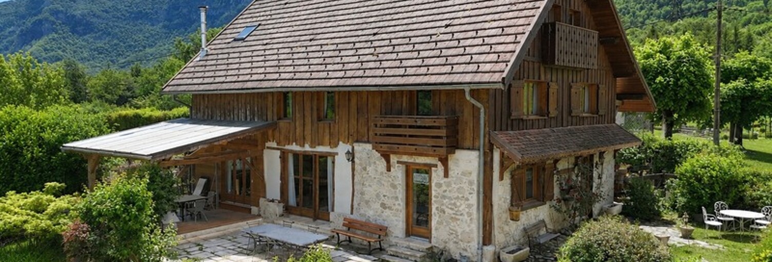 Maison 8 Pièces 233 m² à vendre à Lépin-le-Lac (73610)
