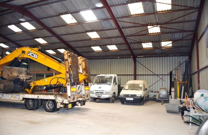 Dpt Nord (59), à louer CANTAING SUR ESCAUT Bâtiment 600 m² - Plain pied - Parking 1100 m² clos — photo 5