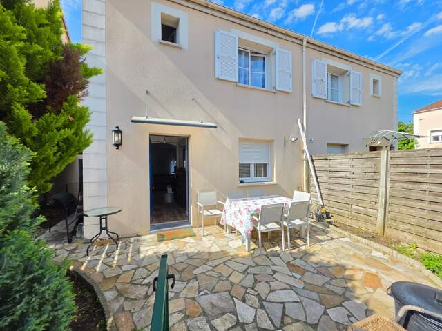 Maison à vendre 0 pièces RIS ORANGIS (91) — photo du bien
