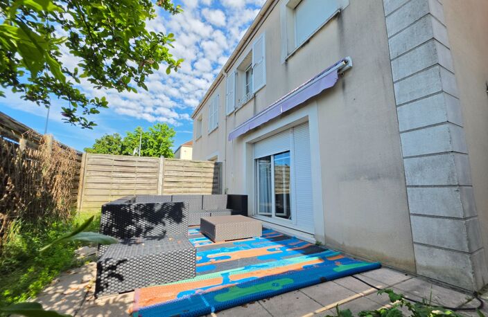 Maison à vendre 0 pièces RIS ORANGIS (91) — photo 2