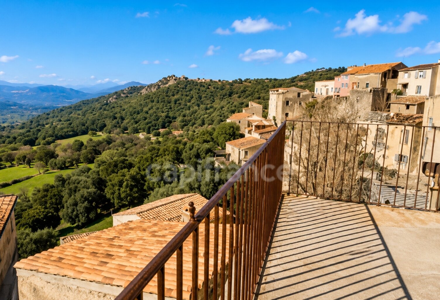 Demeure de caractère au cœur de la Balagne – Vue panoramique, terrasses et fort potentiel — photo 1