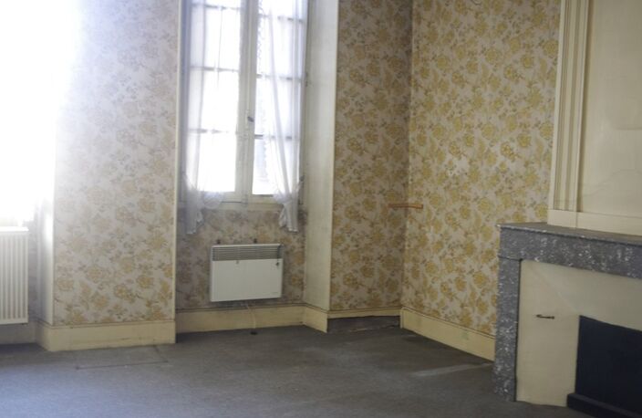 VIC FEZENSAC (32) à vendre Grande maison de ville de 230 m² avec grange, atelier et jardin — photo 5