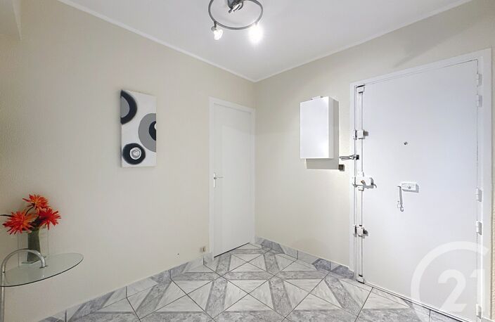 Vente appartement 4 pièces 66 m² Thiais (94320) — photo 3