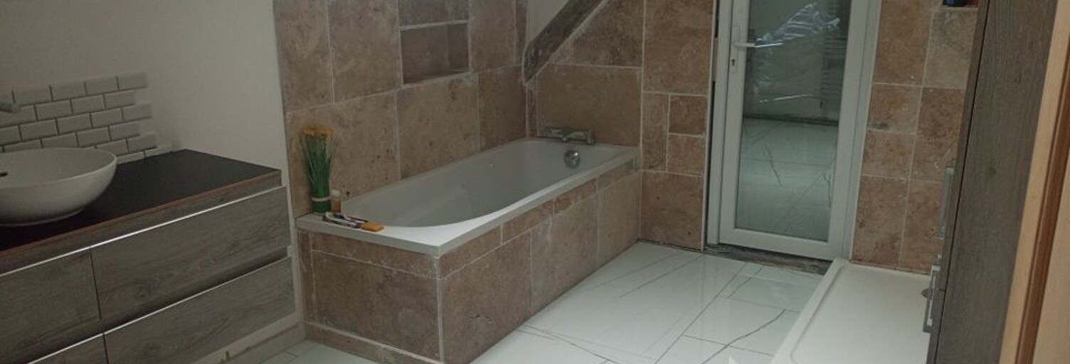 Maison 5 Pièces 180 m² à louer à Pelousey (25170)