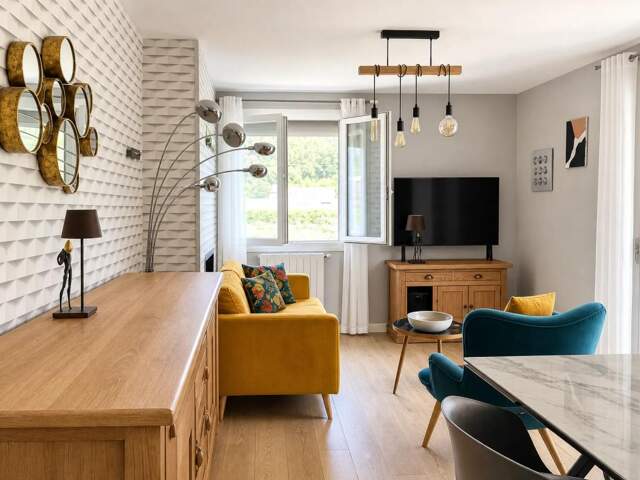 Maison 8 pièces avec piscine à Savasse — photo du bien