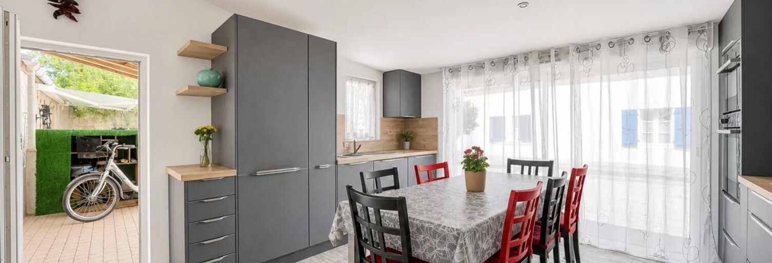 Maison 4 Pièces 110 m² à vendre à Saint-Laurent-de-la-Prée (17450)