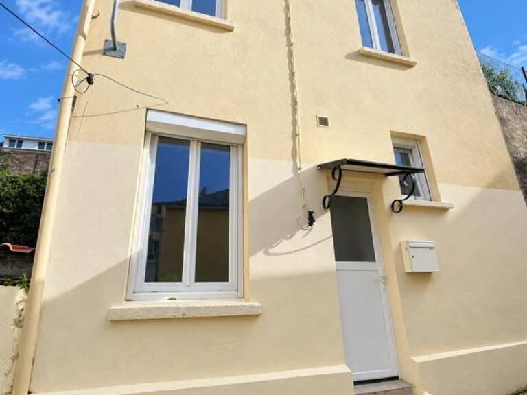 Petit immeuble en vente pour investissement locatif à Bolbec — photo 1