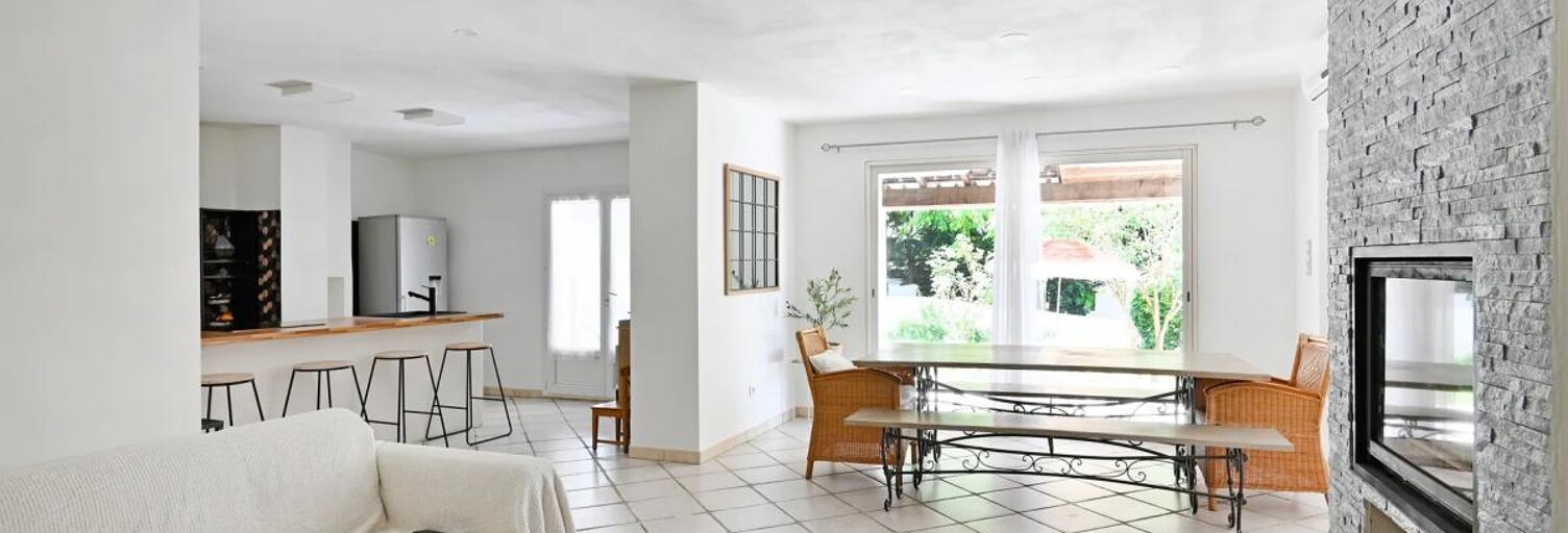 Maison 5 Pièces 126 m² à vendre à Saint-Hilaire-de-Brethmas (30560)