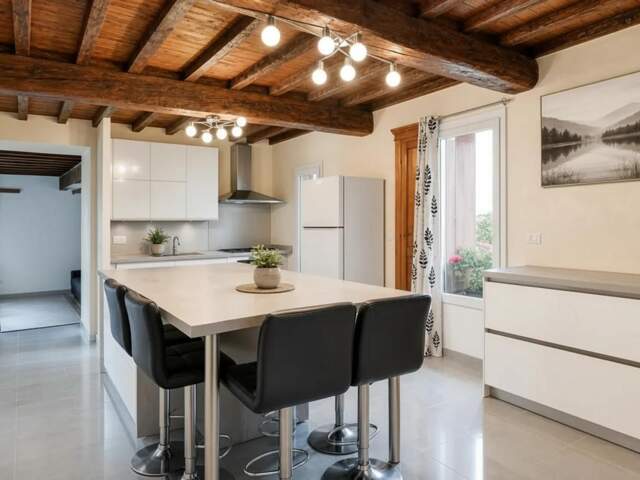 Maison 7 chambres louée en cœur de Clarensac — photo du bien