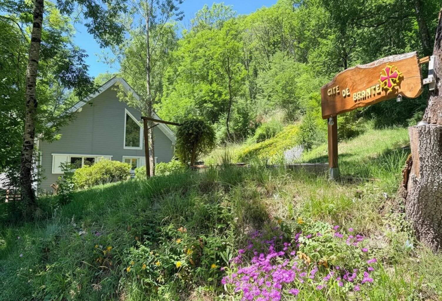 Maison avec gîte, 8 pièces, 176 m² à St-Jean-du-Bruel — photo 1