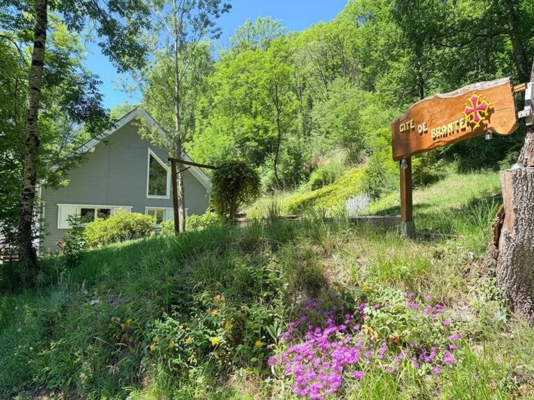 Maison avec gîte, 8 pièces, 176 m² à St-Jean-du-Bruel — photo 1