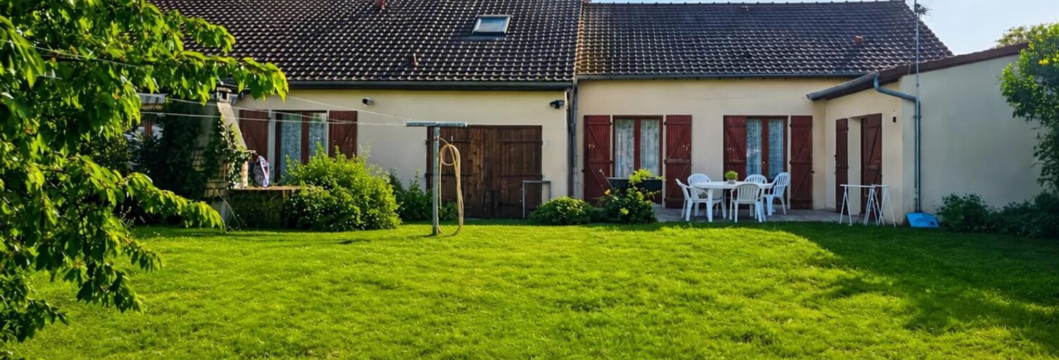 Maison 5 Pièces 142 m² à vendre à Saint-Julien-les-Villas (10800)