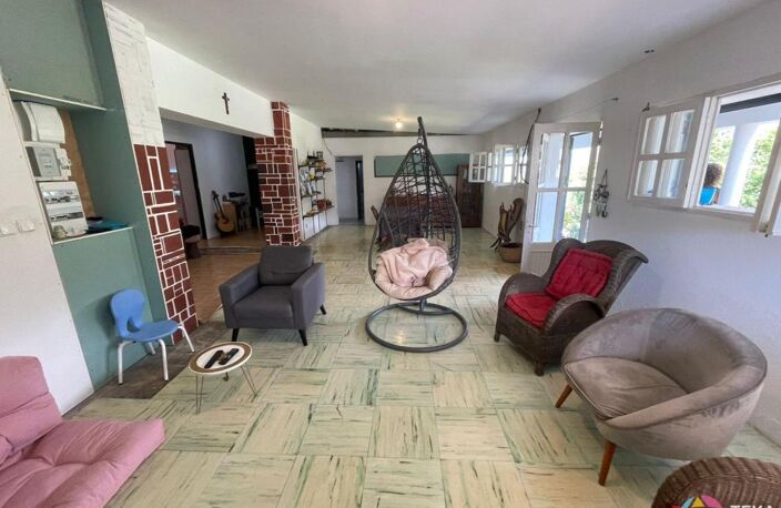 FABIEN TEKA IMMO vous propose une maison à la vente  dans  les bas du Brulé, un peu plus haut que l'air de Pique Nique de Bellepierre  à St Denis de la Réunion — photo 4
