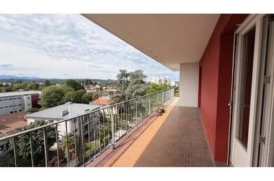 Appartement 5 pièces 236000 €