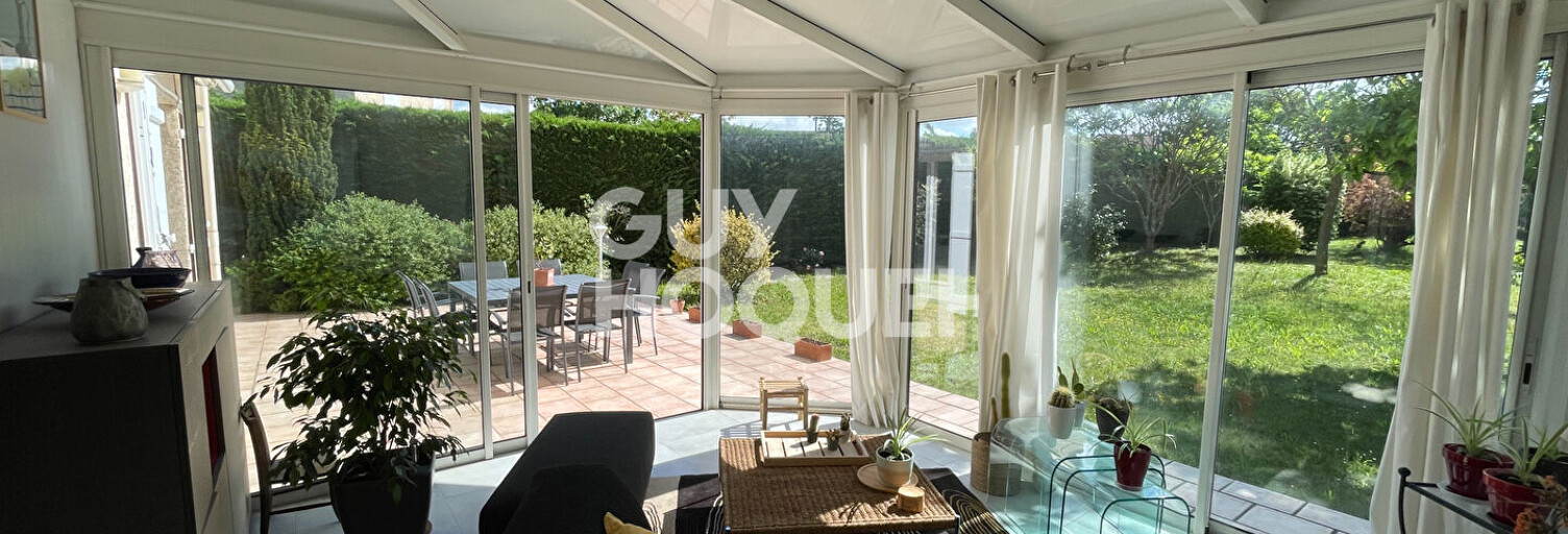 Maison 5 Pièces 128 m² à vendre à Saint-Bonnet-de-Mure (69720)