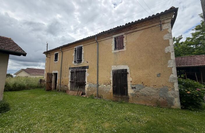 Maison de maître et ses dépendances avec près de 2200 m² — photo 4