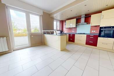 Appartement 4 pièces 227000 €