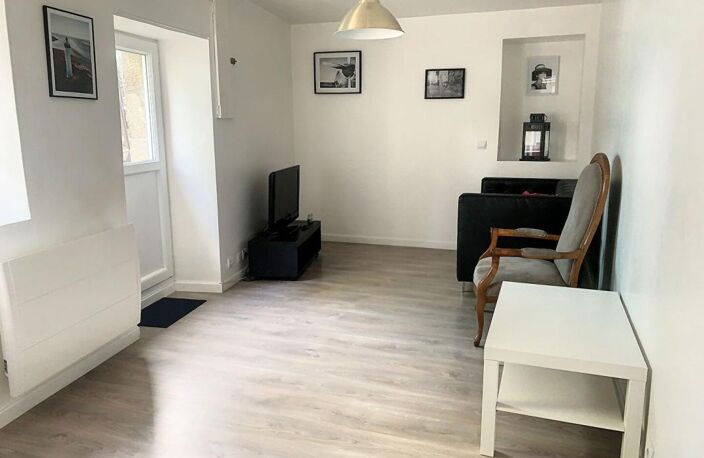 LOCATION MEUBLEE : maison T2 (44 m²) à PEAULE — photo 4