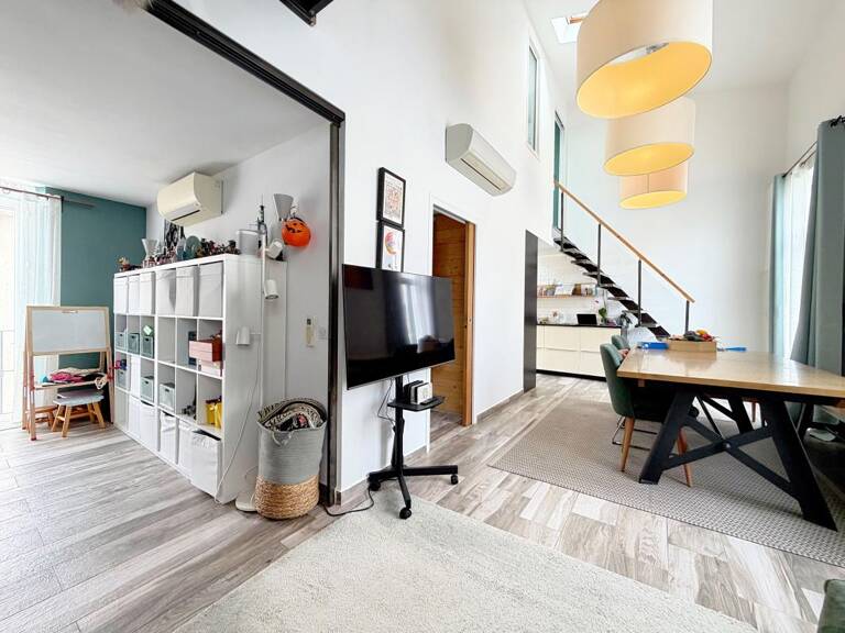 Duplex atypique de 74 m2, dernier étage avec terrasse SUD et garage – Cannes, Quartier résidentiel au calme — photo 1