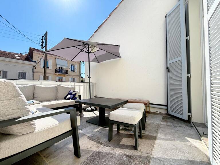Duplex atypique de 74 m2, dernier étage avec terrasse SUD et garage – Cannes, Quartier résidentiel au calme — photo 1