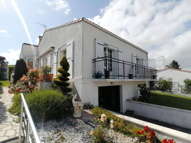 Maison vue dégagée - Proche commerces — photo 1