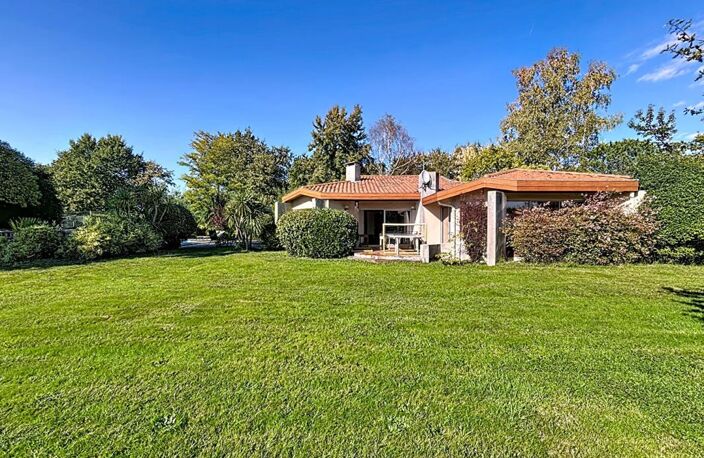 Villa 4 chambres plain-pied sur grand terrain divisible en 3 parcelles, piscine, tennis — photo 4