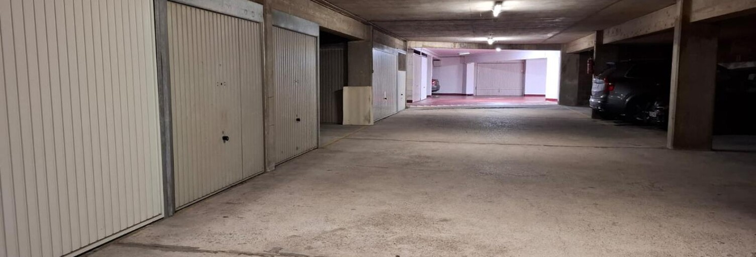 Garage  10 m² à vendre à Paris 12 (75012)