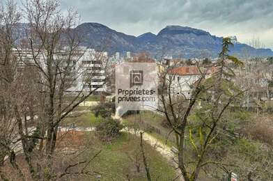 Appartement 4 pièces 215000 €