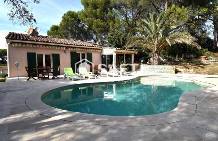 Ventabren  Au calme et à proximité des commodités  Maison familiale avec piscine — photo 2