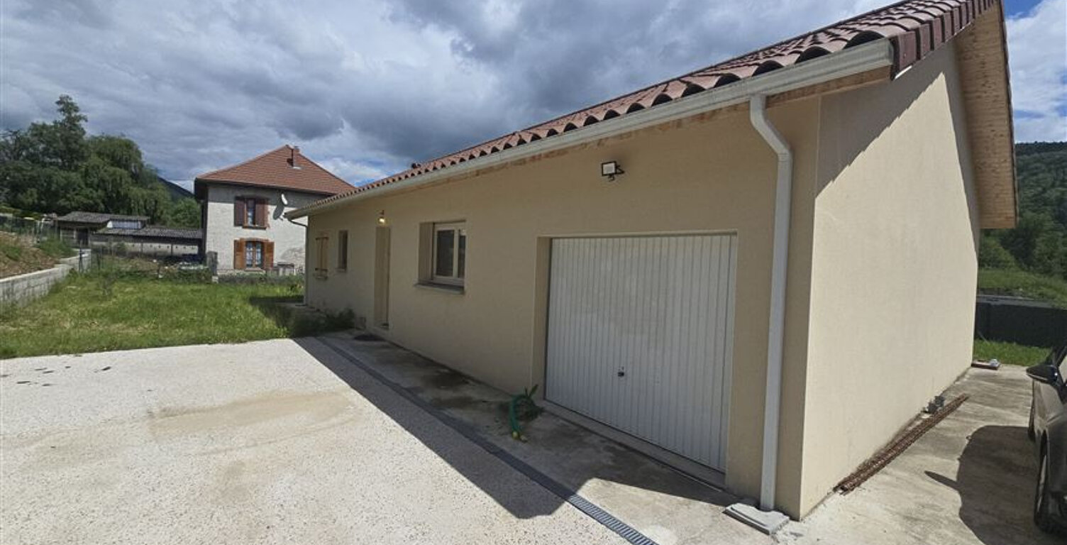 Villa T4 Massieu DPE A année 2023 — photo 1