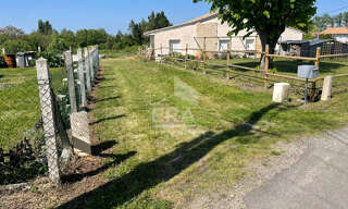Terrain  738 m² à vendre à Saint-Ciers-sur-Gironde (33820)