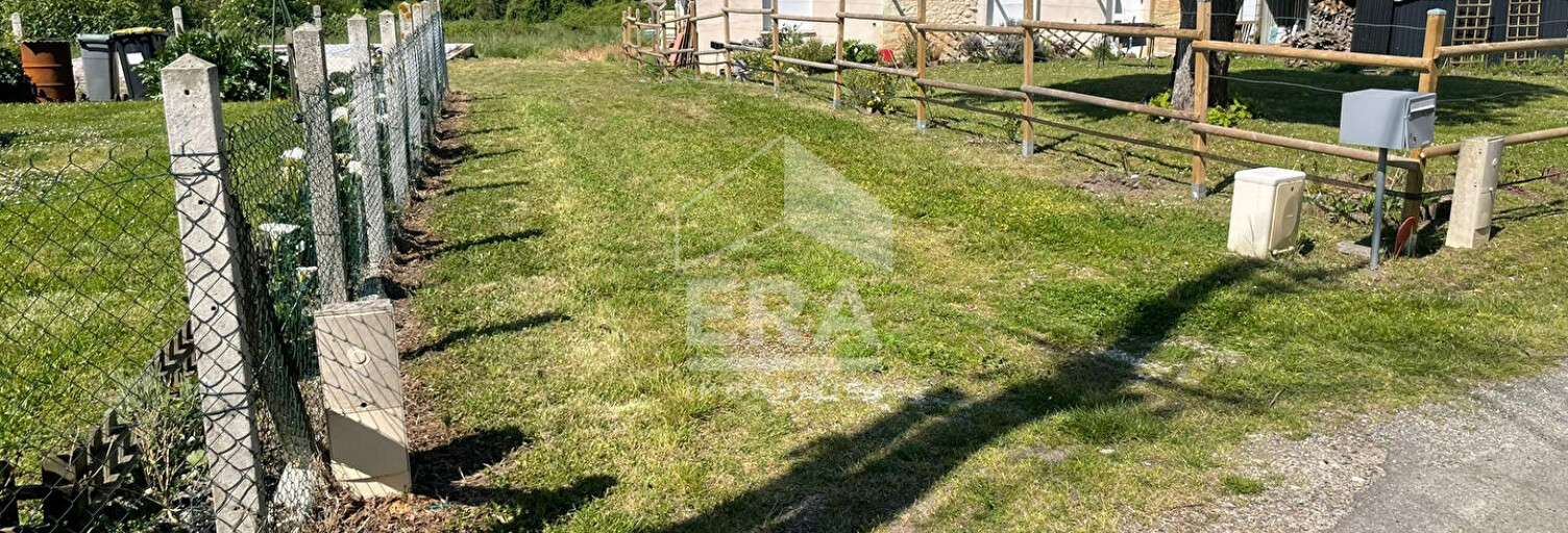 Terrain  738 m² à vendre à Saint-Ciers-sur-Gironde (33820)