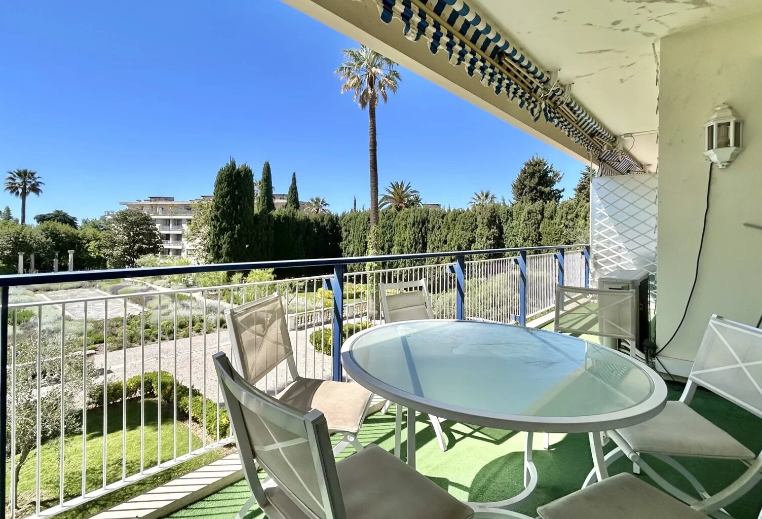 NICE CIMIEZ – 3 PIÈCES 85 m² – TERRASSE SUD – PARKING – RÉSIDENC — photo 1