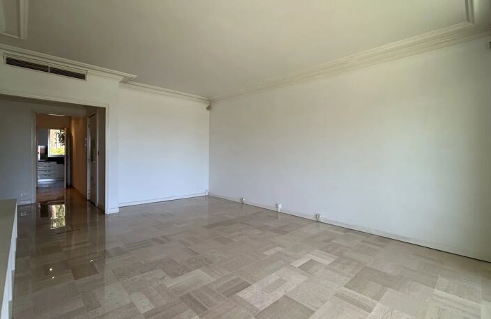 NICE CIMIEZ – 3 PIÈCES 85 m² – TERRASSE SUD – PARKING – RÉSIDENC — photo 5