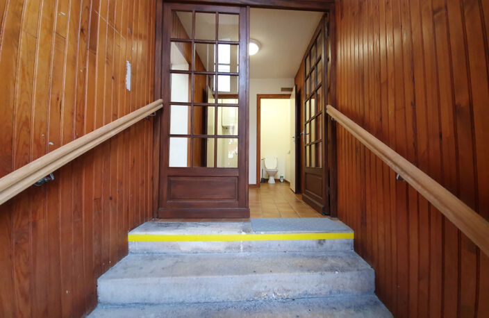 BUREAU AUBIGNY SUR NERE - 43 m2 — photo 3