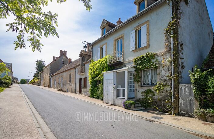 Maison de village authentique à vendre à Voussac (03) — photo 3