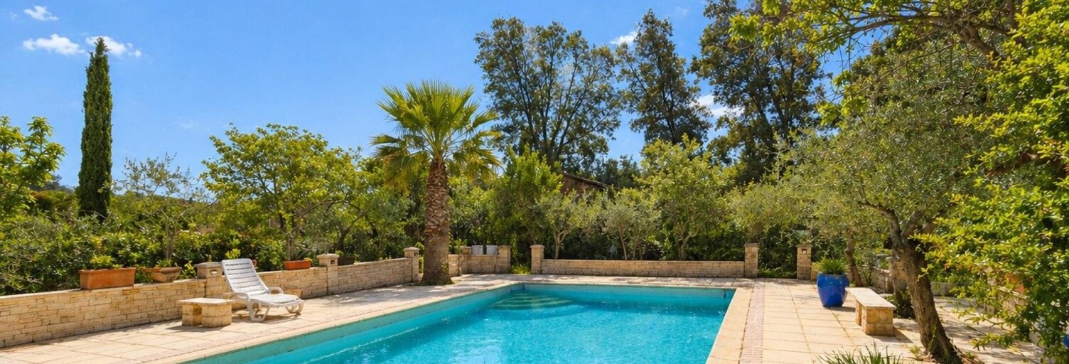 Maison 5 Pièces 130 m² à vendre à Bagnols-en-Forêt (83600)