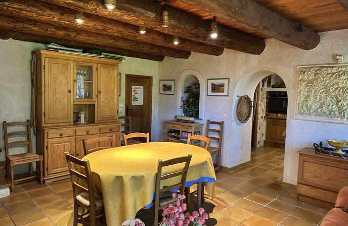 Très beau chalet 5 pièces avec dépendances et terrain — photo 5