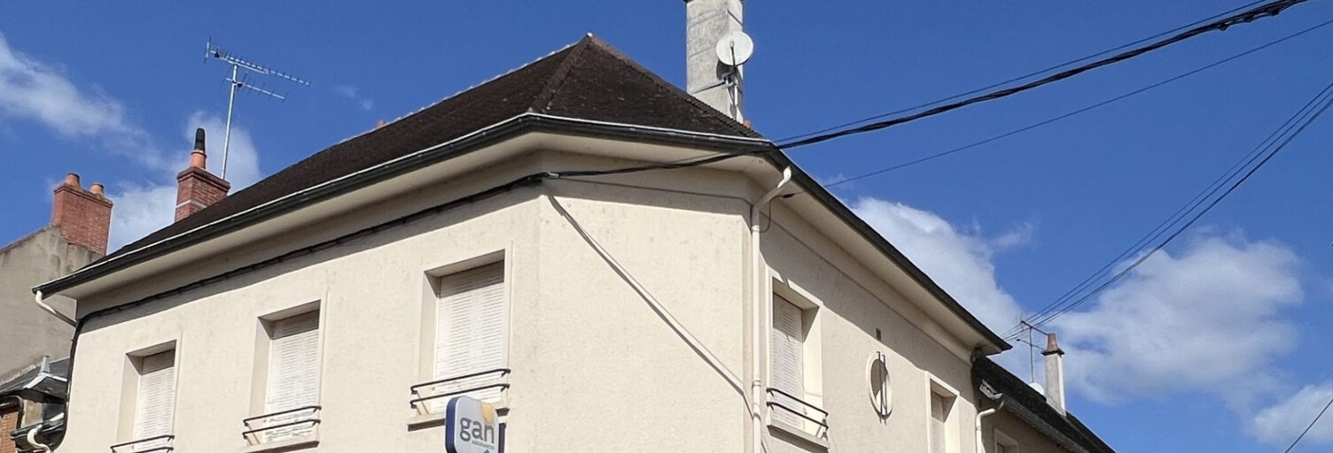 Maison 8 Pièces 330 m² à vendre à Châteaumeillant (18370)