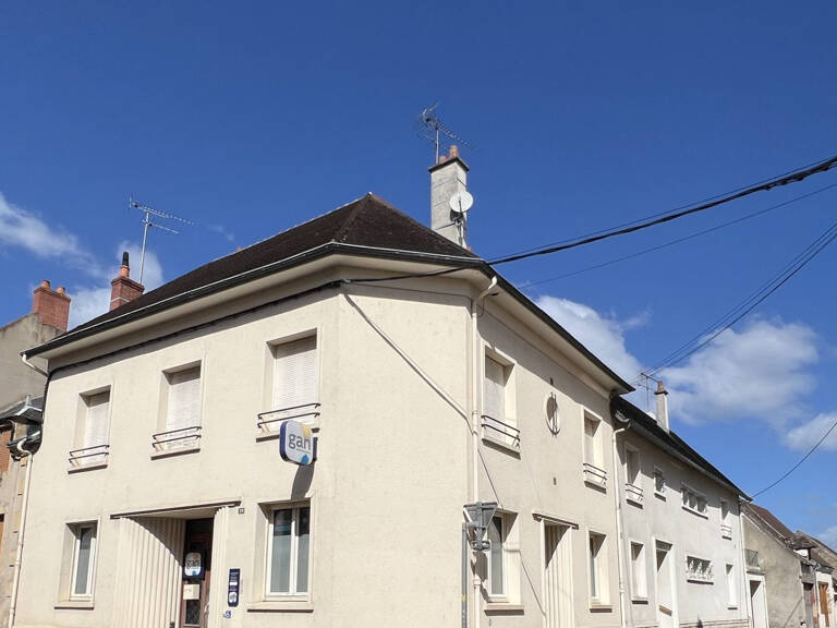 Ensemble Immobilier de deux maisons de ville avec commerce ! — photo 1