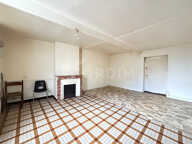 Maison Bonny sur Loire à rénover avec beau potentiel- 6 pièce(s) — photo 2