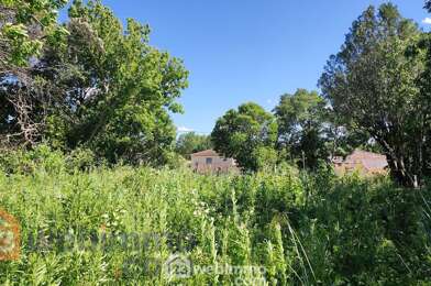 Terrain  278700 €