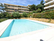 NICE OUEST - STUDIO - GARAGE - VUE MER - PISCINE — photo 2