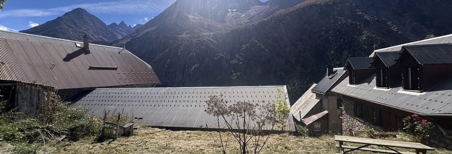 Commerce  250 m² à vendre à Saint-Christophe-en-Oisans (38520)