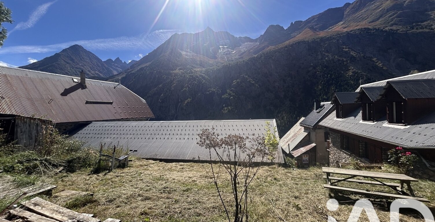 Vente Boutique/Local commercial 250 m&sup2; — photo 1