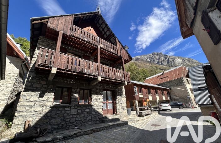 Vente Boutique/Local commercial 250 m&sup2; — photo 2